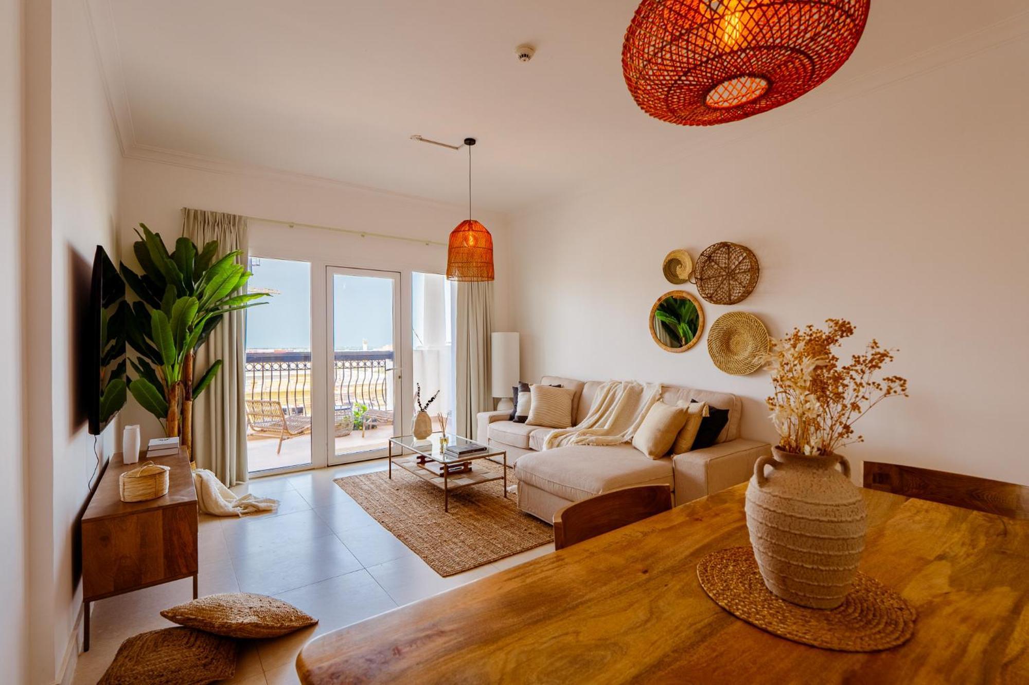 Voyage One-bedroom Retreat At Ansam Apartment *